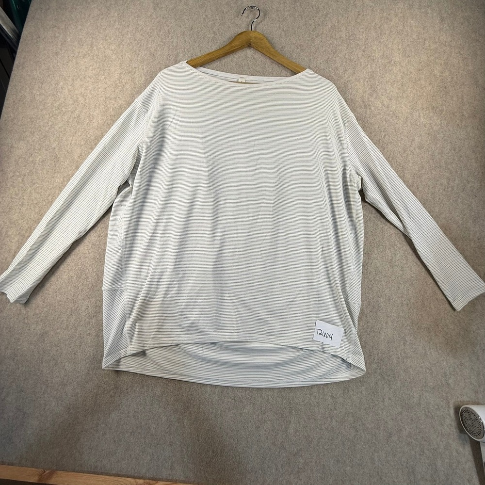 Lululemon Back In Action Long Sleeve Shirt White Silver Metallic Stripe Size 8